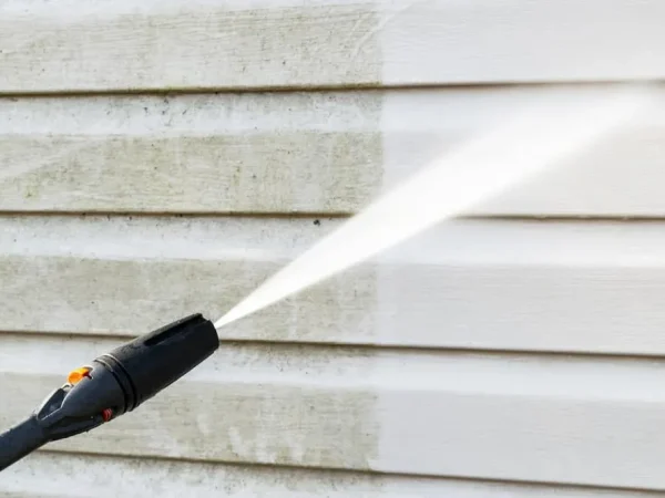 power-washing-a-house-worth-it-2